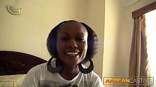 Αφρικανή ερασιτεχνικό fucked at συνέντευξη