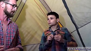 免费男同精液性爱电影和美丽的巴基斯坦人男孩色情视频露营